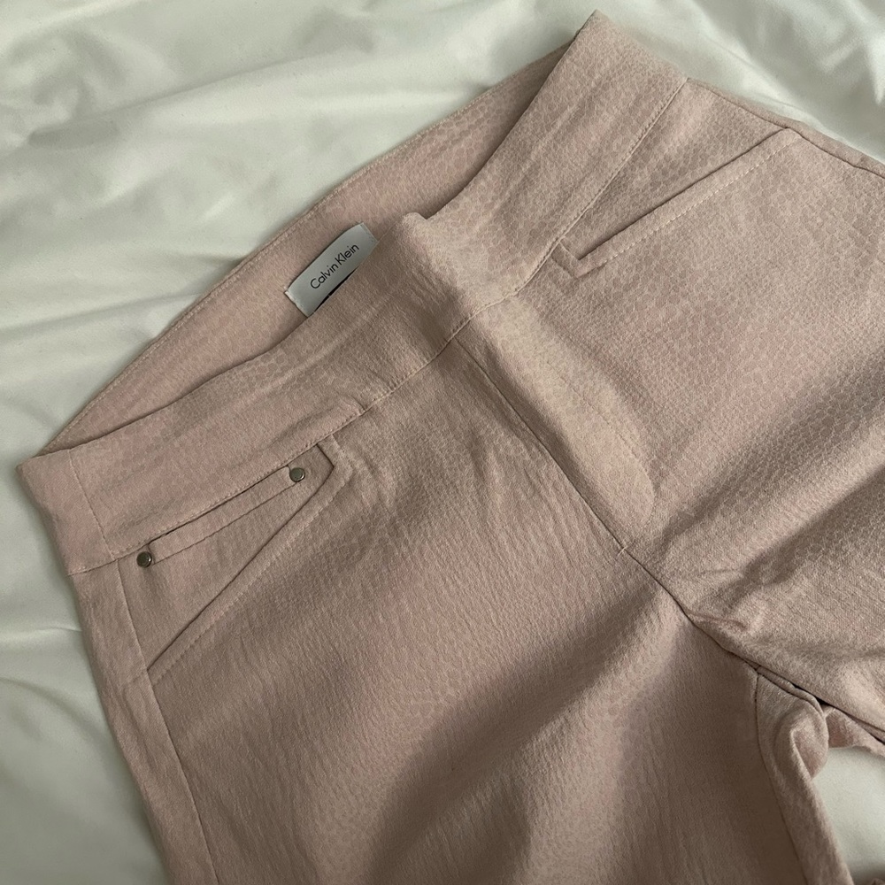 Calvin Klein dressed up leggings